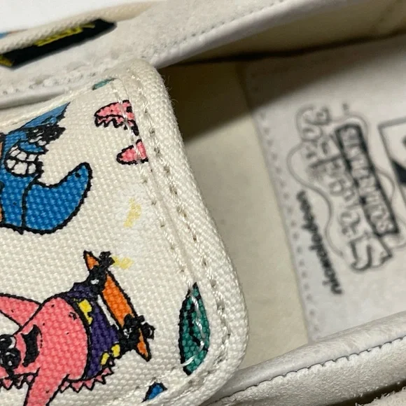 Vans X Sponge Bob square pants mens 9 NWOB‎ sample pair